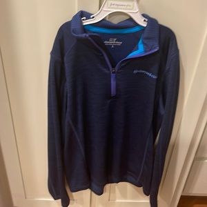 EUC Vineyard Vines Pullover